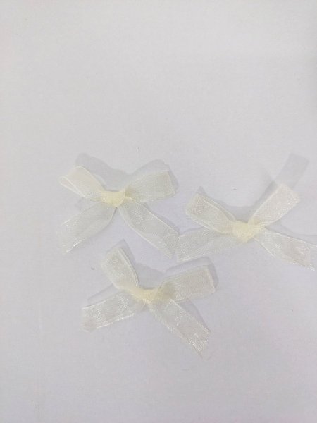 ببيونات شيفون (ايفوري) 1 سم