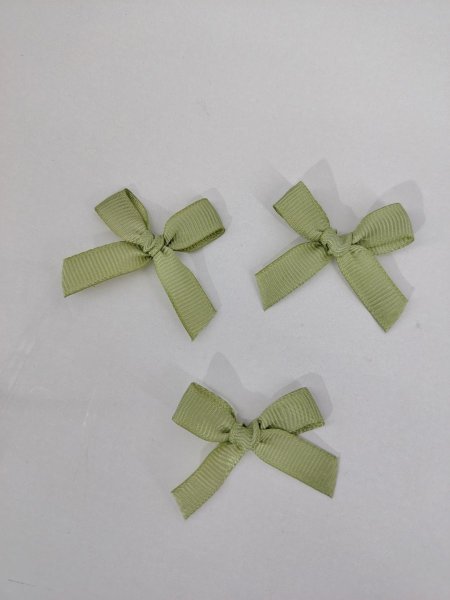 ببيون قماش محزز 1 سم (زيتي)