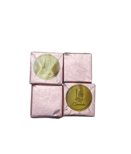 شكولاتة (lily) زهري مربع محشوة