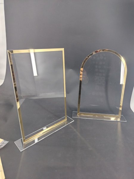 برواز اكريلك مقاس 20*30 سم شفاف