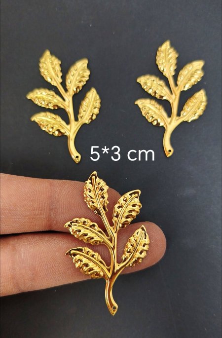 قطع تزيين معدن 5*3.cm