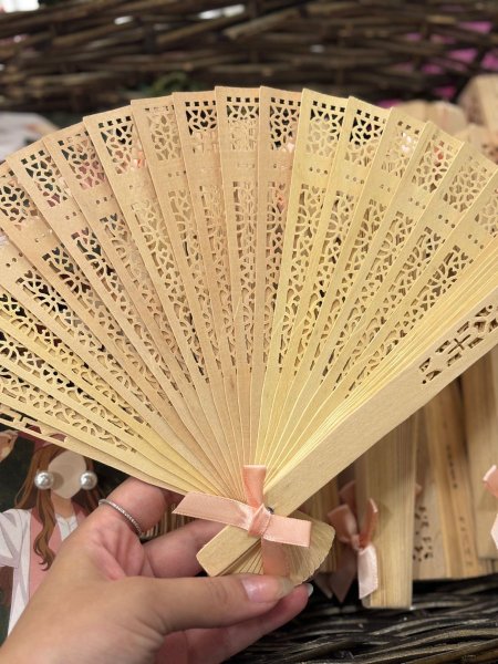 مراوح خشبيه