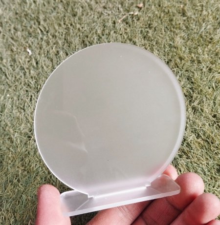 برواز اكريلك غير شفاف 10*10سم