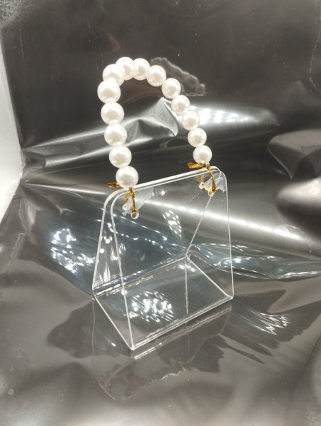 شنطه اكريليك يد لولو